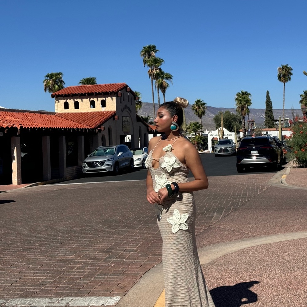 Meshki Cream Strapless Sleeveless Gown for Prom